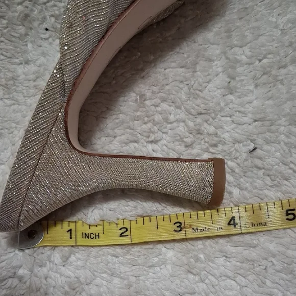 Jessica Simpson Glittering Silver Heels - Picture 7 of 7